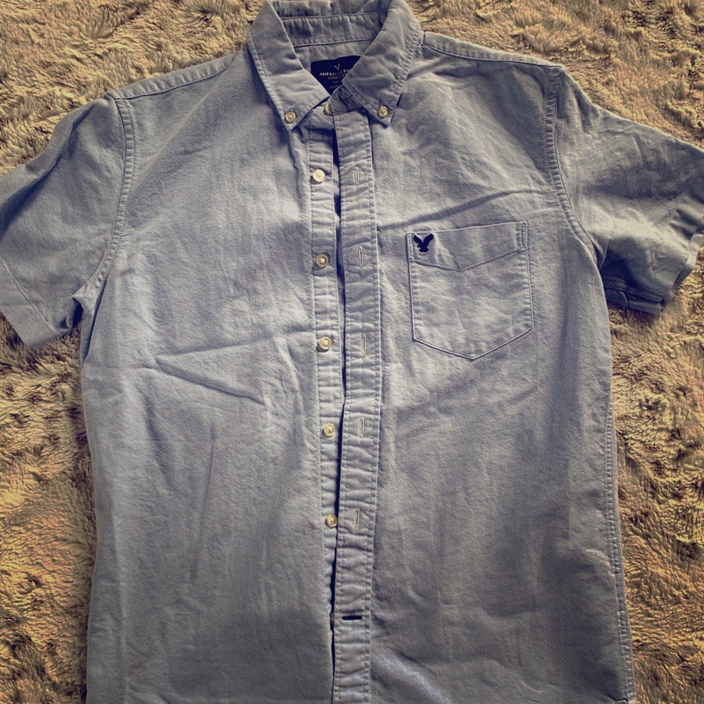 Short sleeve button down